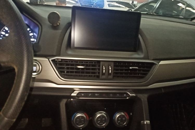 Used Haval H6 2021 Sport Edition 1.5T Automatic Elite Smart Connectivity Model U-Shape Grille Center Console