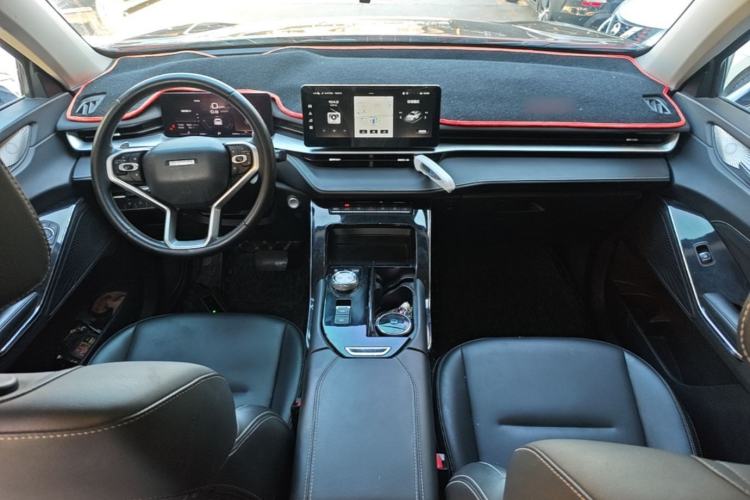 Used Haval H6 2021 3rd Generation 1.5T Automatic Two-Wheel Drive Max Center Console