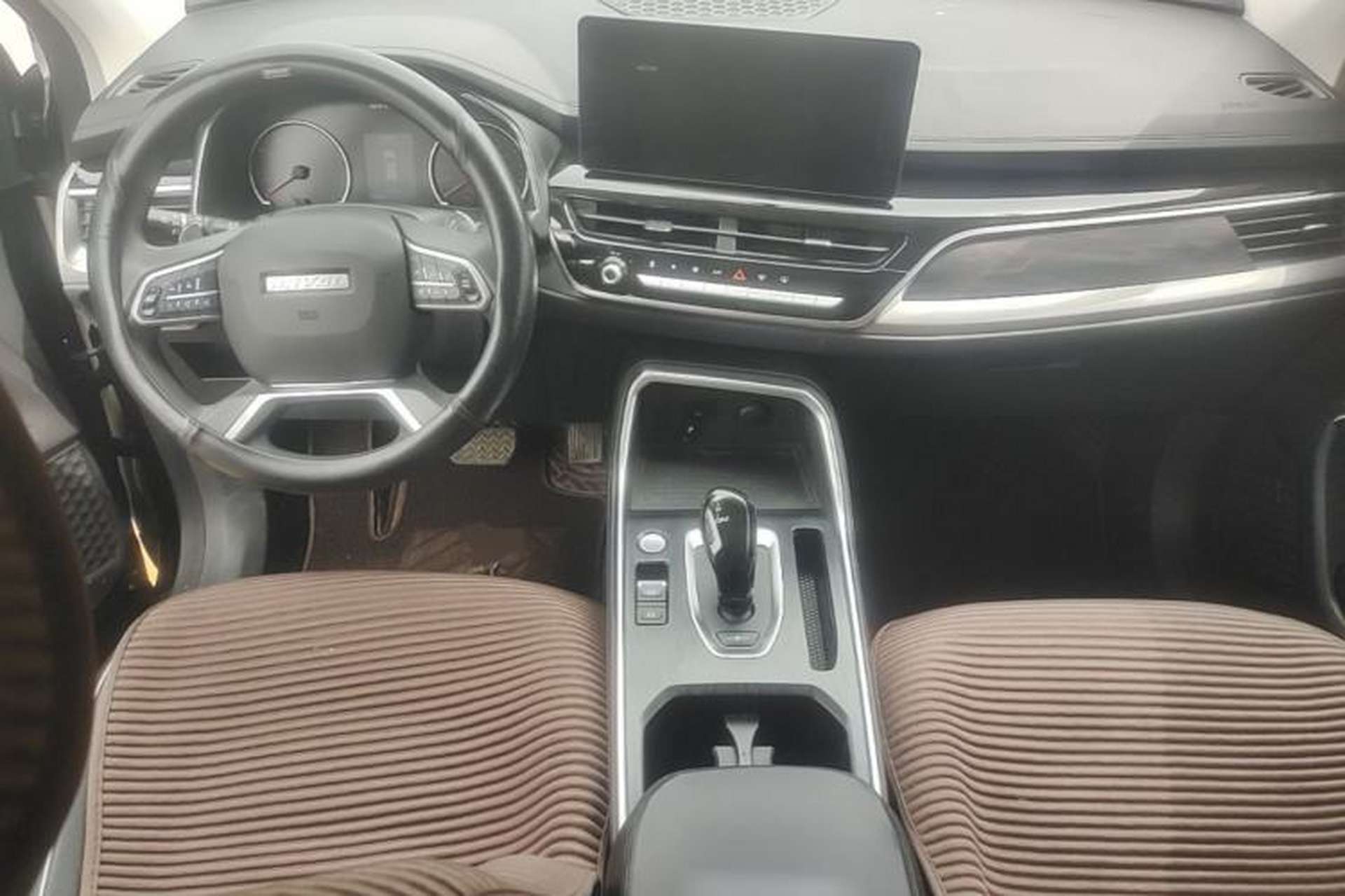 Used Haval H6 2021 National Trend Edition 1.5T Automatic Urban Version Center Console