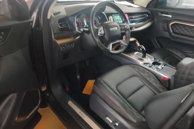 Used Haval H6 2021 1.5 GDIT Automatic Champion Edition Driver Seat
