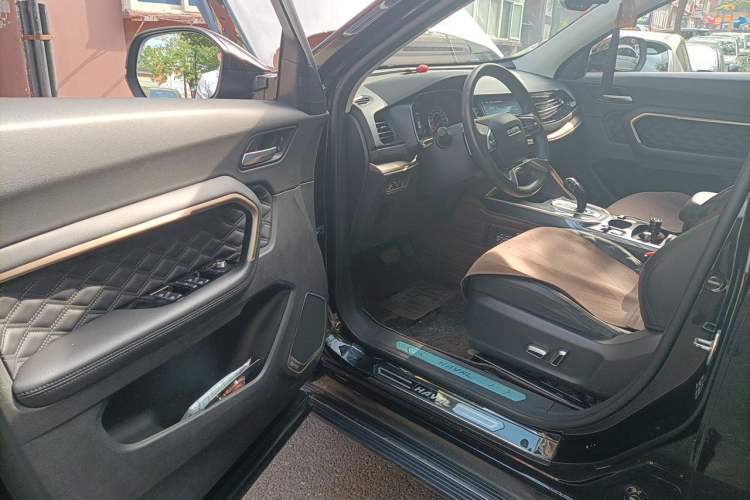 Used Haval H6 2021 1.5 GDIT Automatic Champion Edition Driver Seat