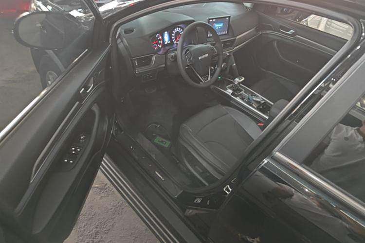 Used Haval H6 2021 Sport Edition 1.5T Automatic Elite Smart Connectivity Model U-Shape Grille Driver Seat