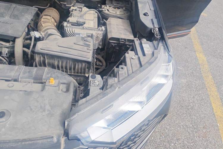 Used Haval H6 2021 3rd Generation 1.5T Automatic Two-Wheel-Drive Supreme Engine Bay Left