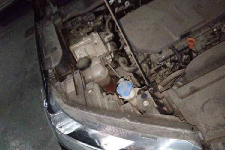 Used Haval H6 2021 3rd Generation 2.0T Automatic Two-Wheel Drive Max Engine Bay Right