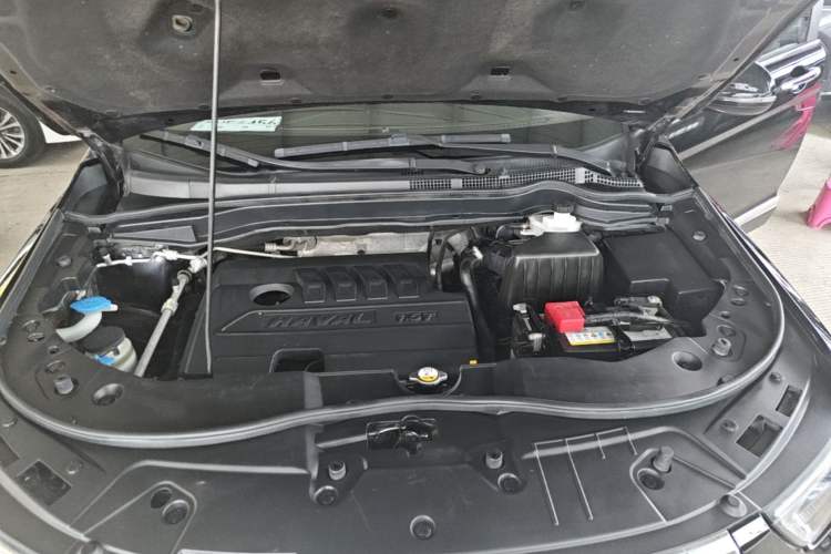 Used Haval H6 2021 Sport Edition 1.5T Automatic Elite Smart Connectivity Model with Hexagonal Grille Engine Bay