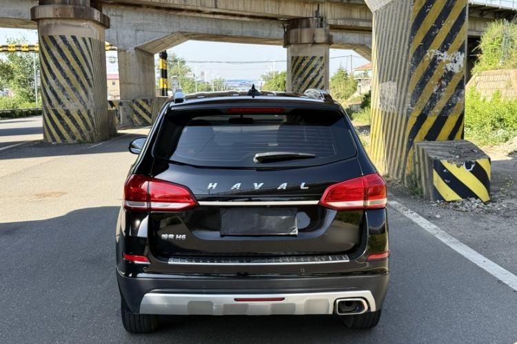 Used Haval H6 2021 Sport Edition 1.5T Automatic Elite Smart Connectivity Model with Hexagonal Grille Exterior 2