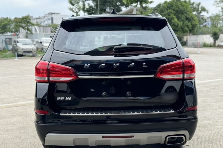 Used Haval H6 2021 Sport Edition 1.5T Automatic Elite Smart Connectivity Model with Hexagonal Grille Exterior 5