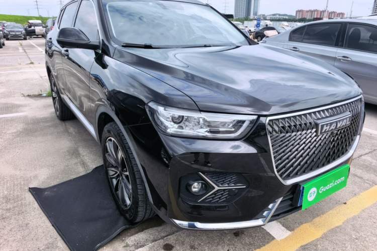 Used Haval H6 2021 2.0 GDIT Automatic Champion Edition Front Right 45 Deg