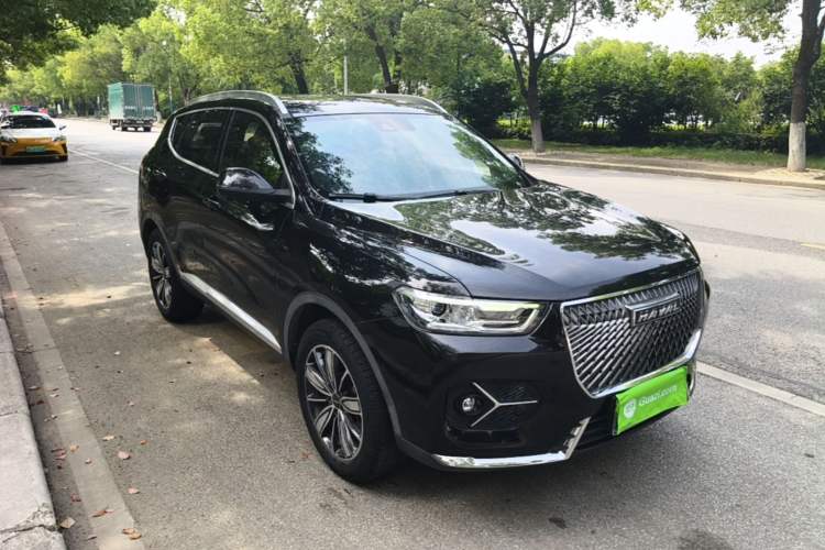 Used Haval H6 2021 1.5 GDIT Automatic Luxury Edition Front Right 45 Deg
