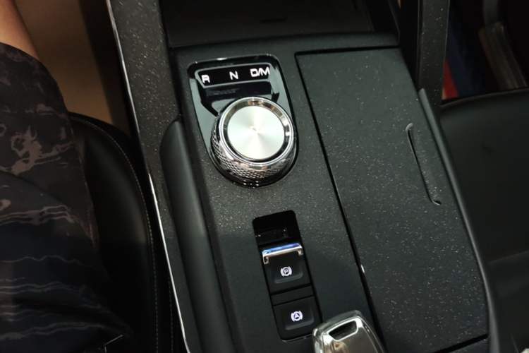 Used Haval H6 2021 3rd Generation 1.5T Automatic Two-Wheel Drive Pro Gear Lever