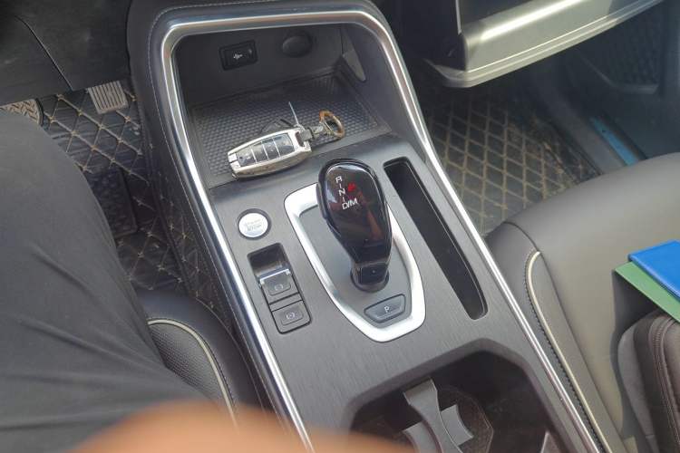 Used Haval H6 2021 National Trend Edition 1.5T Automatic Urban Version Gear Lever