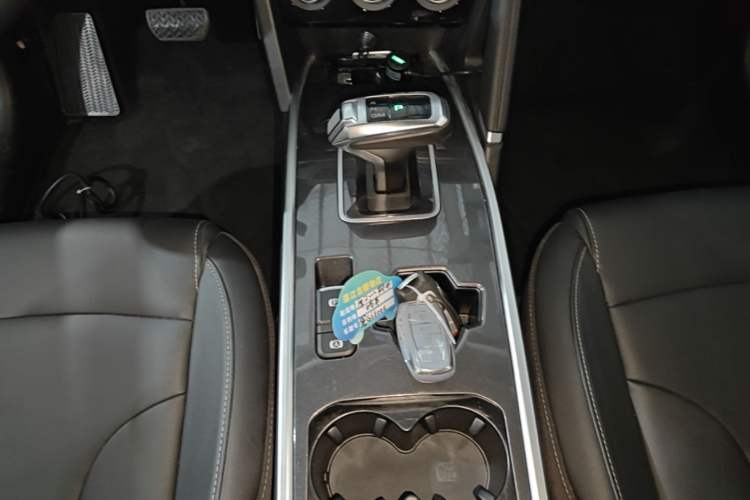 Used Haval H6 2021 Sport Edition 1.5T Automatic Elite Smart Connectivity Model U-Shape Grille Gear Lever