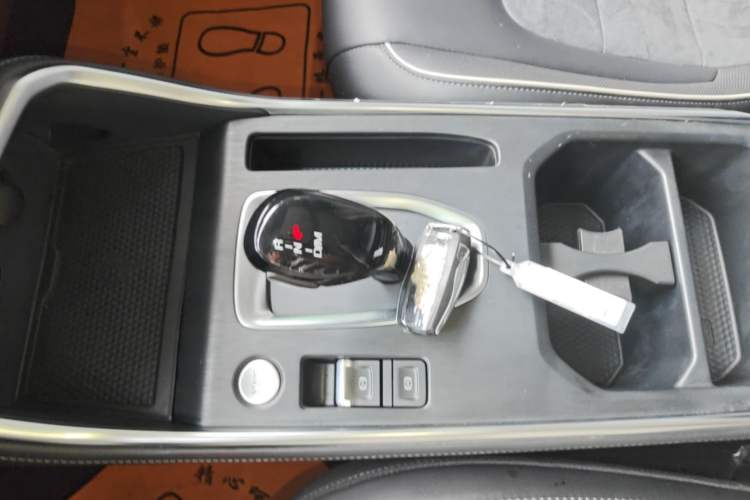 Used Haval H6 2021 National Trend Edition 1.5 GDIT Automatic Ultra-Luxury Version Gear Lever