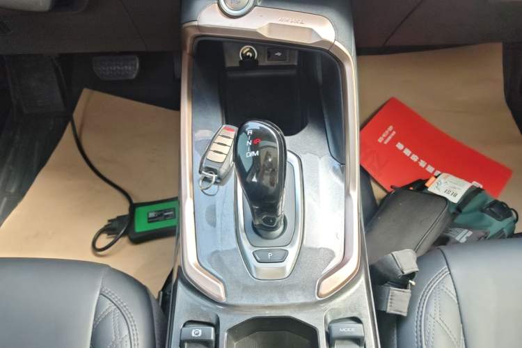 Used Haval H6 2021 1.5 GDIT Automatic Luxury Edition Gear Lever