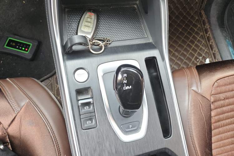 Used Haval H6 2021 National Trend Edition 1.5T Automatic Urban Version Gear Lever