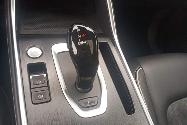 Used Haval H6 2021 National Trend Edition 1.5T Automatic Champion Version Gear Lever