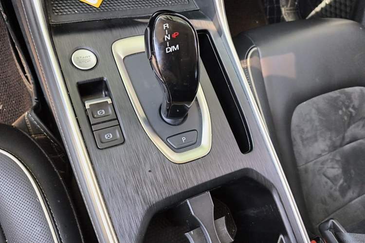 Used Haval H6 2021 National Trend Edition 1.5T Automatic Urban Version Gear Lever