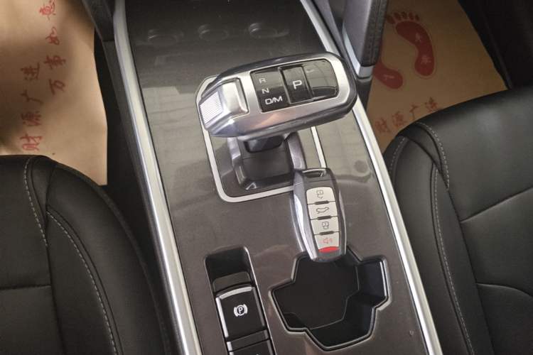 Used Haval H6 2021 Sport Edition 1.5T Automatic Elite Smart Connectivity Model with Hexagonal Grille Gear Lever