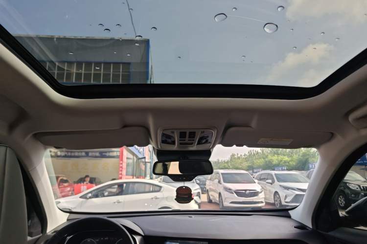 Used Haval H6 2021 1.5 GDIT Automatic Luxury Edition Headliner