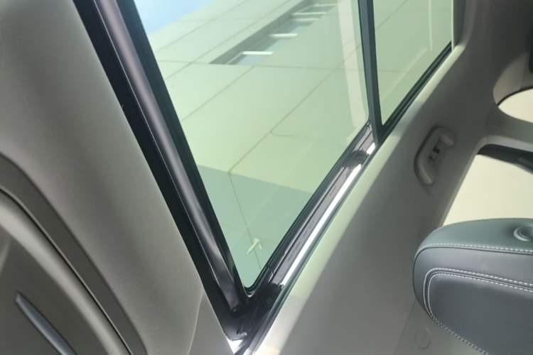 Used Haval H6 2021 3rd Generation 1.5T Automatic Two-Wheel Drive Pro Headliner