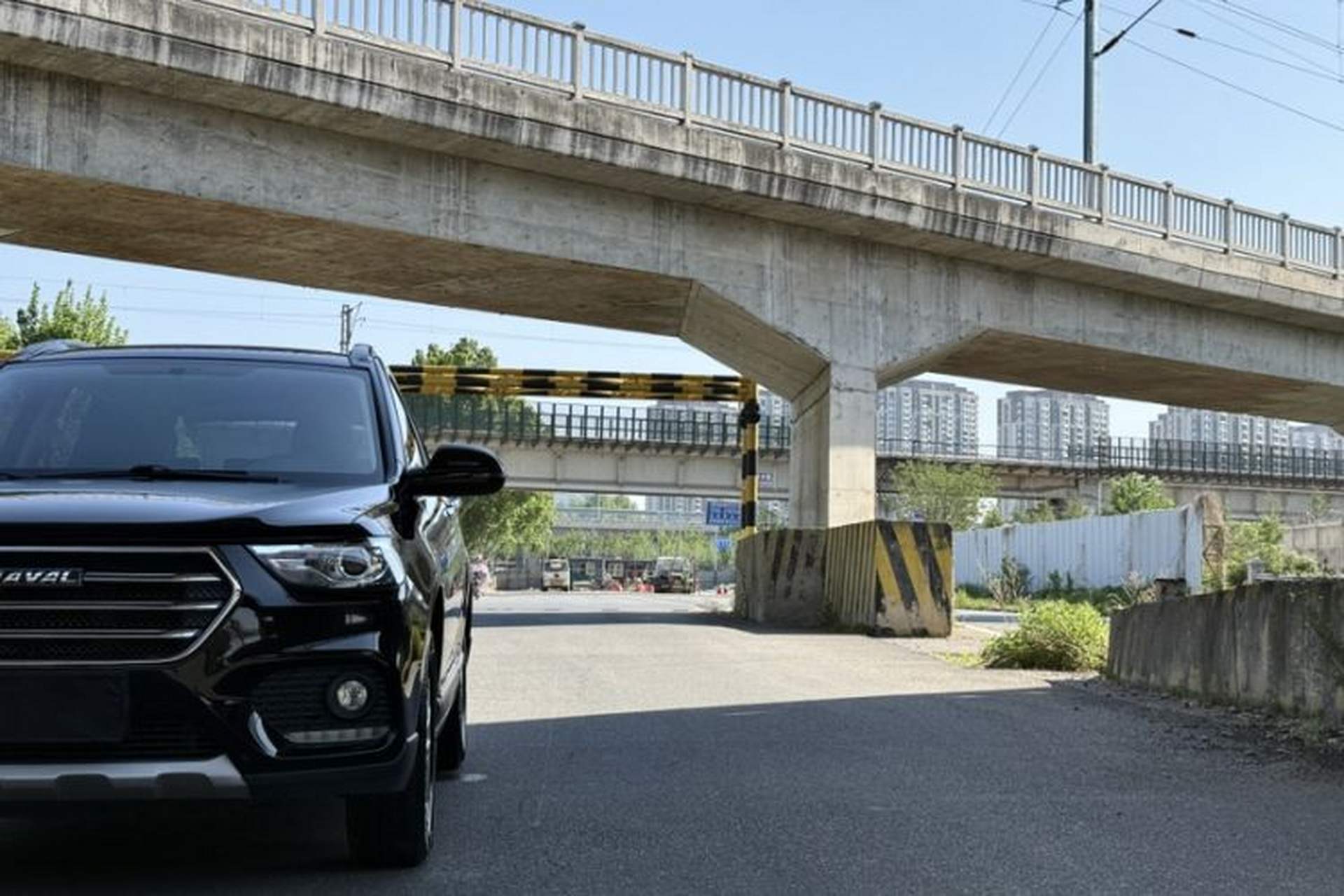 Used Haval H6 2021 Sport Edition 1.5T Automatic Elite Smart Connectivity Model with Hexagonal Grille Left Front Headlight