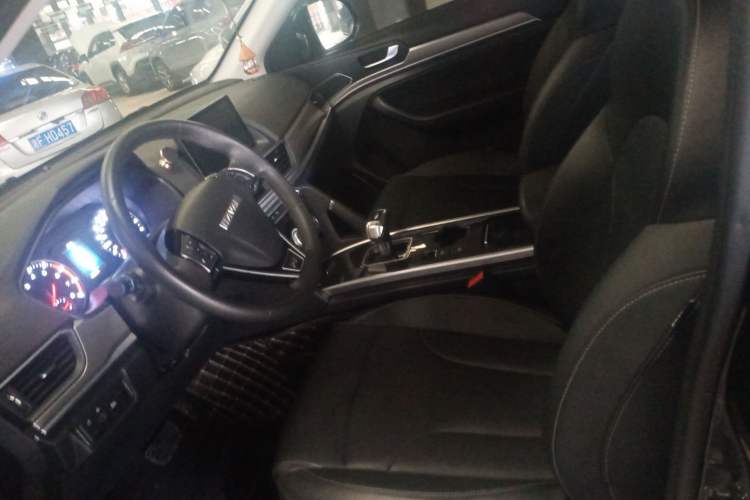 Used Haval H6 2021 Sport Edition 1.5T Automatic Elite Smart Connectivity Model U-Shape Grille Left Front Seat