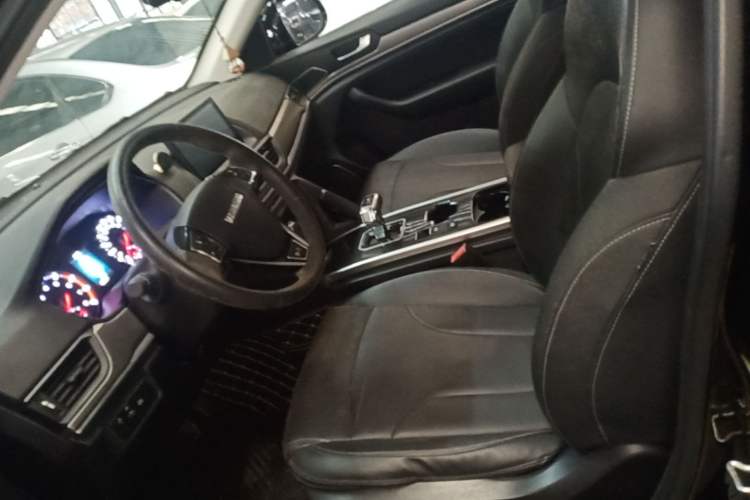 Used Haval H6 2021 Sport Edition 1.5T Automatic Elite Smart Connectivity Model U-Shape Grille Left Front Seat
