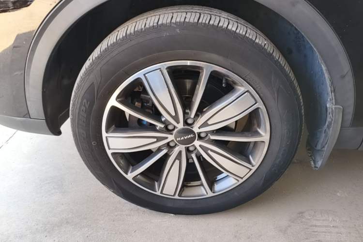 Used Haval H6 2021 1.5 GDIT Automatic Champion Edition Left Front Wheel Hub
