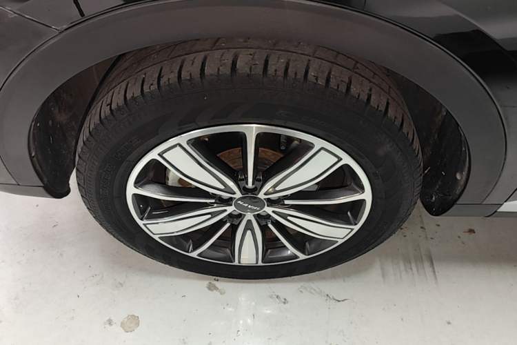 Used Haval H6 2021 1.5T Automatic Champion Edition Left Front Wheel Hub