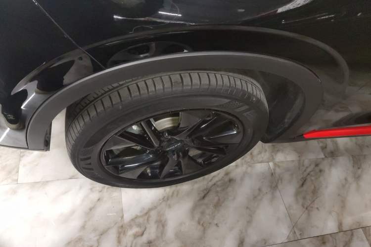 Used Haval H6 2021 3rd Generation 2.0T Automatic Two-Wheel Drive Max Left Front Wheel Hub