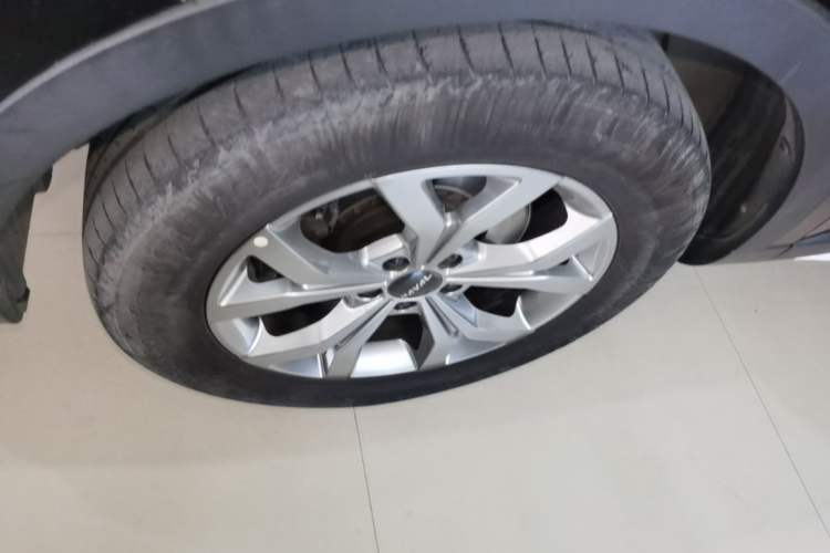 Used Haval H6 2021 National Trend Edition 1.5T Automatic Champion Version Left Front Wheel Hub