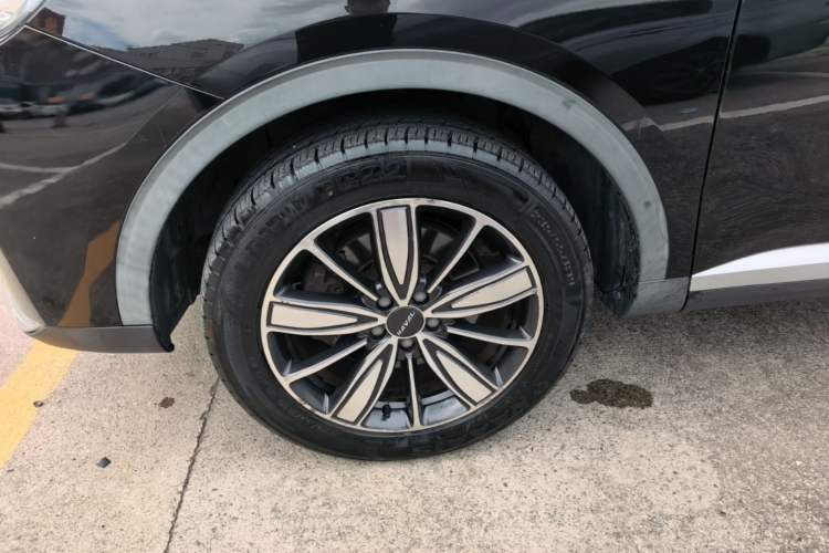 Used Haval H6 2021 2.0 GDIT Automatic Champion Edition Left Front Wheel Hub
