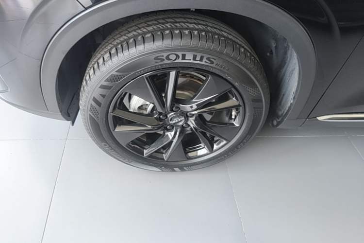 Used Haval H6 2021 3rd Generation 2.0T Automatic Two-Wheel Drive Max Left Front Wheel Hub