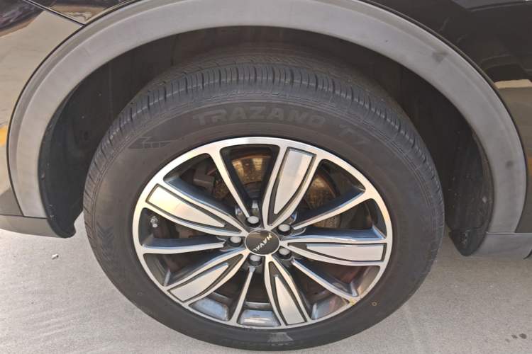 Used Haval H6 2021 1.5 GDIT Automatic Luxury Edition Left Front Wheel Hub