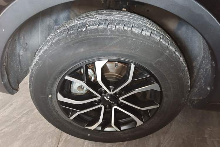 Used Haval H6 2021 National Trend Edition 1.5T Automatic Urban Version Left Front Wheel Hub