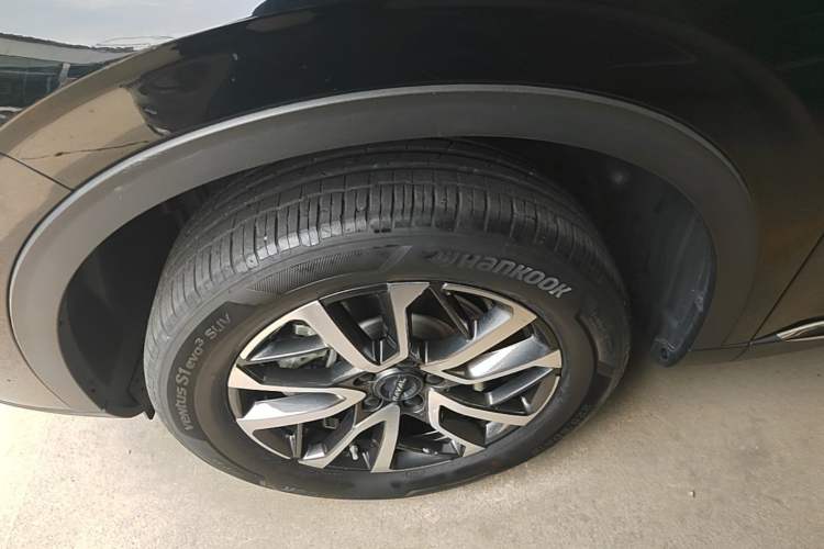 Used Haval H6 2021 3rd Generation 1.5T Automatic Two-Wheel Drive Pro Left Front Wheel Hub