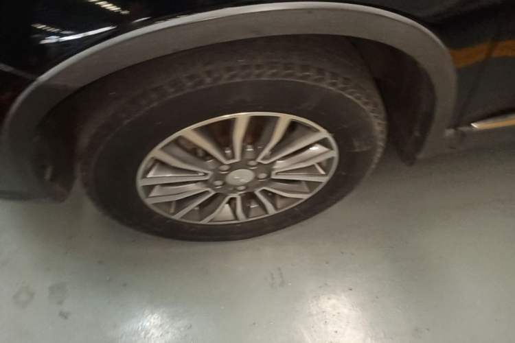 Used Haval H6 2021 Sport Edition 1.5T Automatic Elite Smart Connectivity Model U-Shape Grille Left Front Wheel Hub