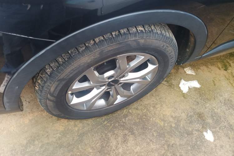 Used Haval H6 2021 National Trend Edition 1.5T Automatic Champion Version Left Front Wheel Hub
