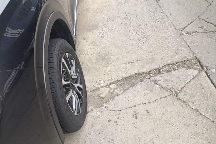 Used Haval H6 2021 3rd Generation 1.5T Automatic Two-Wheel Drive Pro Left Front Wheel Hub