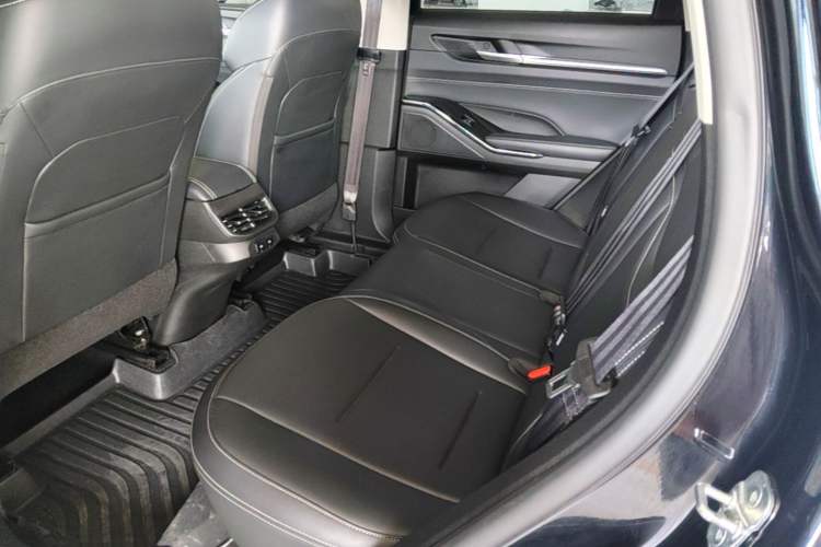 Used Haval H6 2021 3rd Generation 1.5T Automatic Two-Wheel Drive Pro Left Rear Seat
