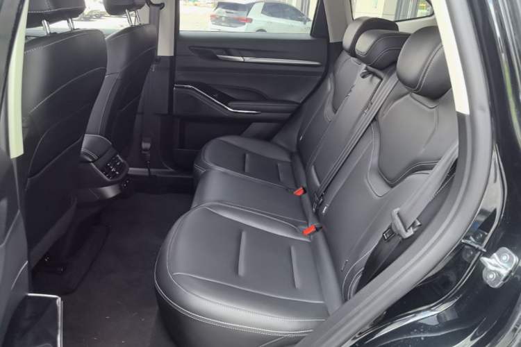Used Haval H6 2021 3rd Generation 1.5T Automatic Two-Wheel Drive Max Left Rear Seat