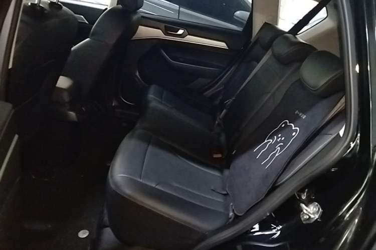 Used Haval H6 2021 Sport Edition 1.5T Automatic Elite Smart Connectivity Model U-Shape Grille Left Rear Seat