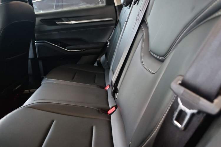 Used Haval H6 2021 3rd Generation 1.5T Automatic Two-Wheel Drive Max Left Rear Seat