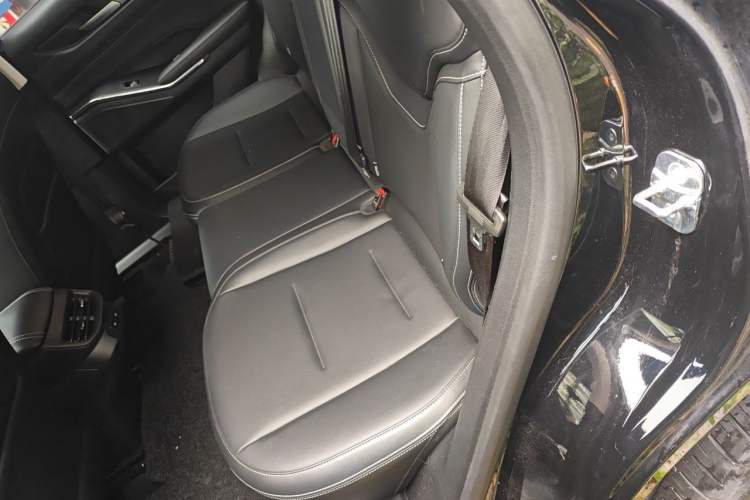Used Haval H6 2021 3rd Generation 1.5T Automatic Two-Wheel Drive Max Left Rear Seat