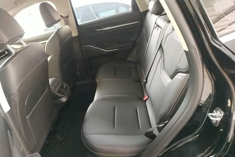 Used Haval H6 2021 3rd Generation 1.5T Automatic Two-Wheel Drive Max Left Rear Seat