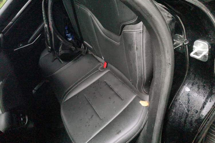 Used Haval H6 2021 3rd Generation 1.5T Automatic Two-Wheel Drive Max Left Rear Seat