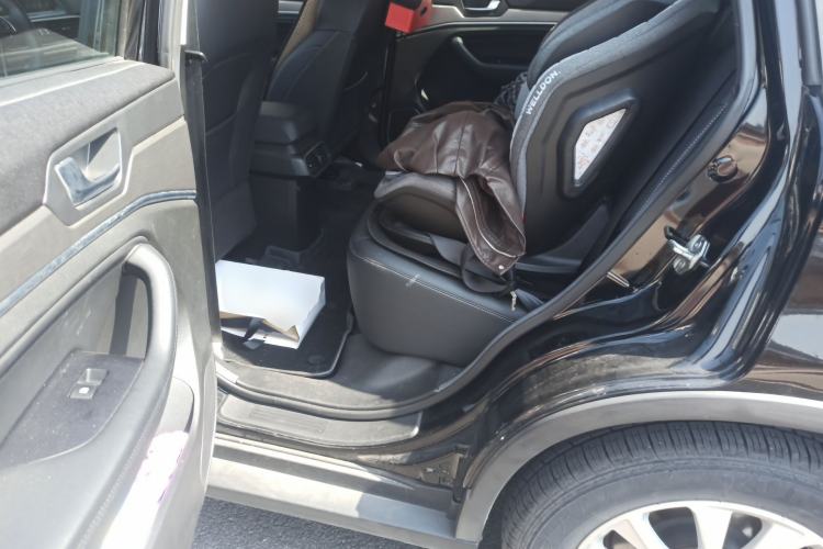 Used Haval H6 2021 Sport Edition 1.5T Automatic Elite Smart Connectivity Model U-Shape Grille Left Rear Seat