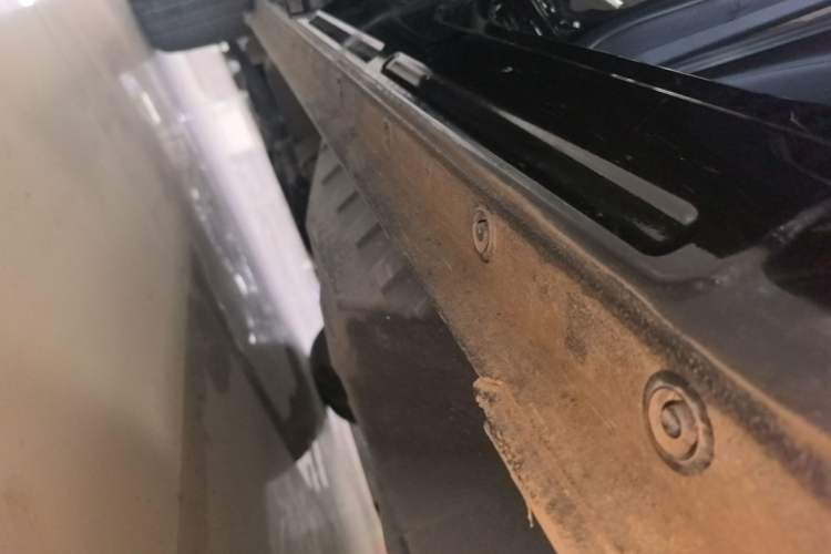 Used Haval H6 2021 National Trend Edition 1.5 GDIT Automatic Ultra-Luxury Version Left Side Sill