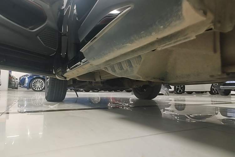 Used Haval H6 2021 National Trend Edition 1.5T Automatic Urban Version Left Side Sill