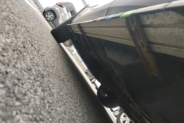 Used Haval H6 2021 1.5 GDIT Automatic Luxury Edition Left Side Sill